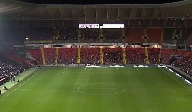 ZİRAAT TÜRKİYE KUPASI’NDA BEKLENMEDİK ENGEL: GAZİANTEP FK - FENERBAHÇE MAÇI BAŞLAYAMADI!