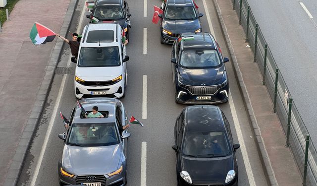 KOCAELİ’DE FİLİSTİN’E DESTEK İÇİN YÜZLERCE ARAÇLIK KONVOY