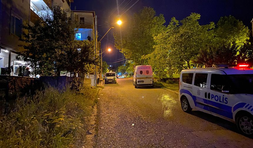 Derince'de Genç Kadın Evinde Vuruldu!