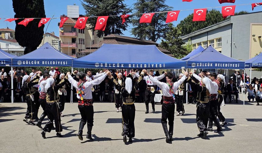 Gölcük'te 19 Mayıs Coşkuyla Kutlandı
