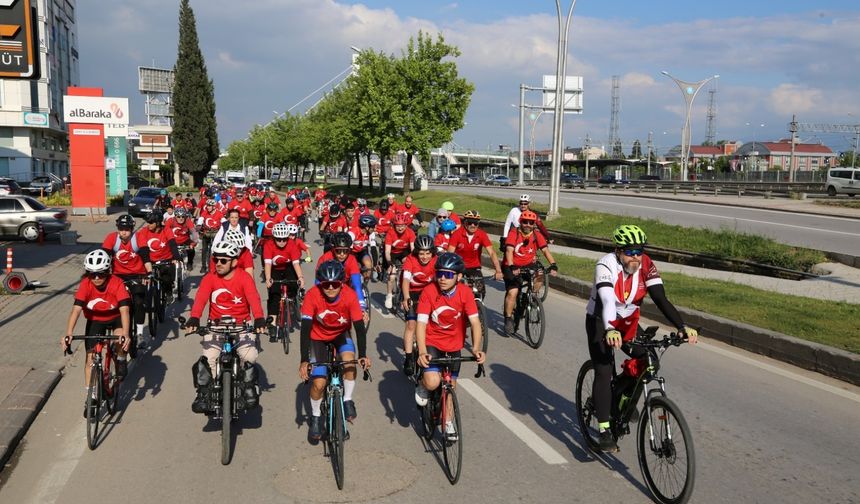 Pedallar 19 Mayıs İçin Çevrildi