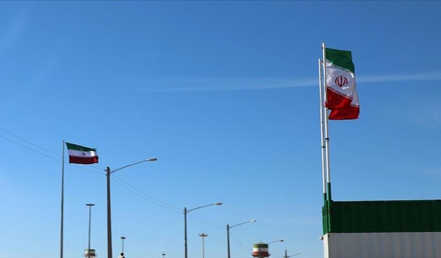 İran'da Mossad Ajanı Oldukları Suçlamasıyla Birçok Kişi Tutuklandı