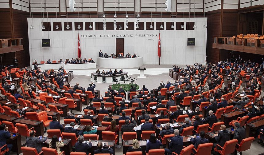 TBMM'de 28. Dönem İkinci Devre Başkanlık Divanı Üyeleri Seçilecek