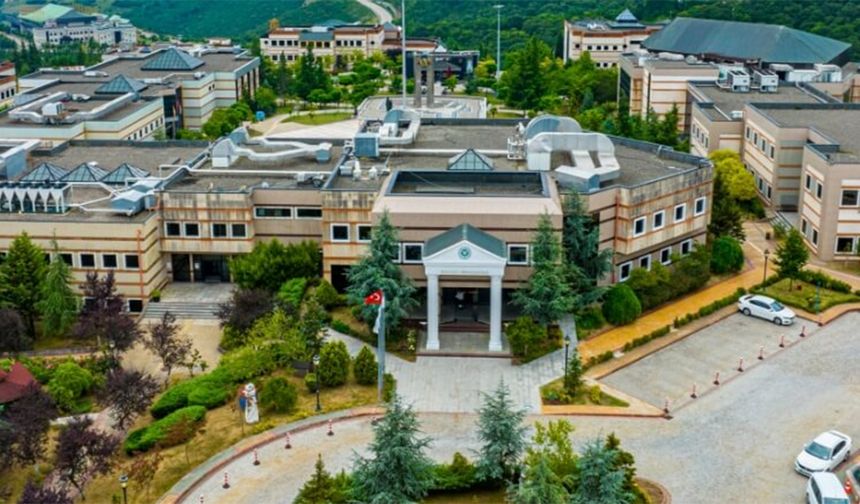 KOCAELİ ÜNİVERSİTESİ (KOÜ) 2025 TABAN PUANLARI: Son 4 Yılın Başarı Sıralamaları ve Kontenjanları (YÖKATLAS)