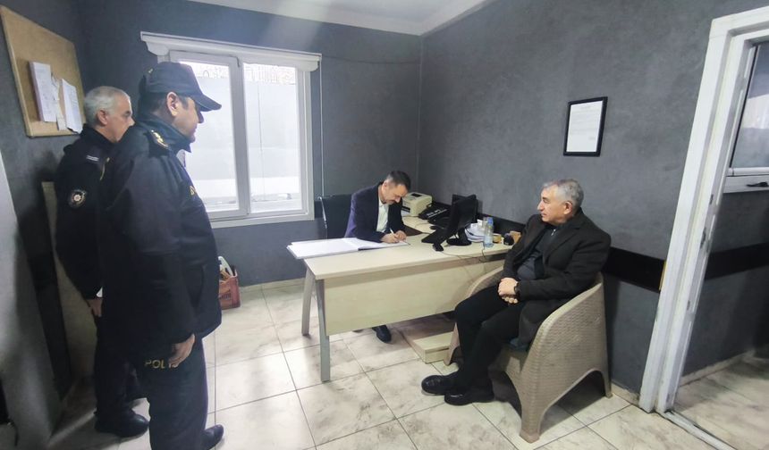 VALİ İLHAMİ AKTAŞ, GEBZE TRAFİK UYGULAMA NOKTASINDA İNCELEME YAPTI