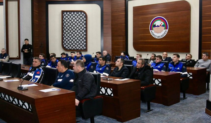 KÖRFEZ BELEDİYESİ'NDEN ZABITA PERSONELİNE İŞ GÜVENLİĞİ EĞİTİMİ