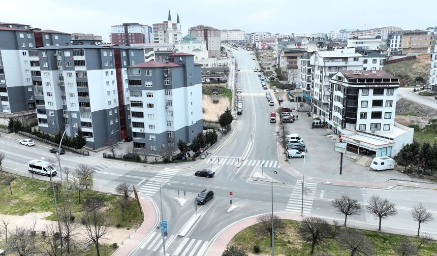 BAYRAM SONRASI ÇAYIROVA’DA ÜSTYAPI ATAĞI! BÜYÜKŞEHİR SAHAYA İNİYOR