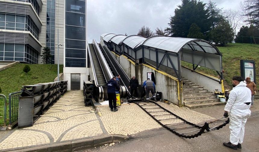 KOCAELİ’DE YÜRÜYEN MERDİVENLERDE PERİYODİK BAKIM ÇALIŞMASI