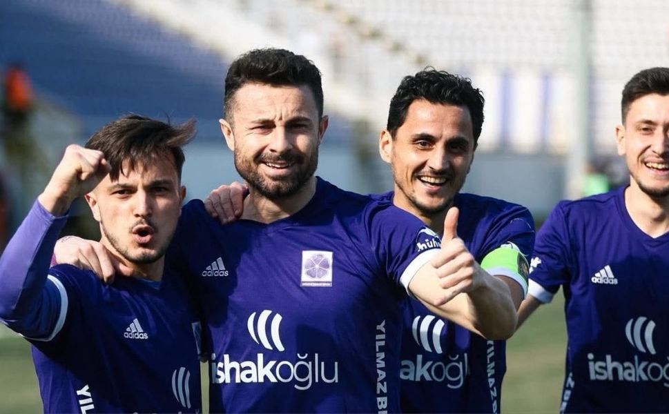 GÜZİDE GEBZESPOR SAHADA ŞOV YAPTI: ADANASPOR KARŞISINDA TARİHİ FARK!